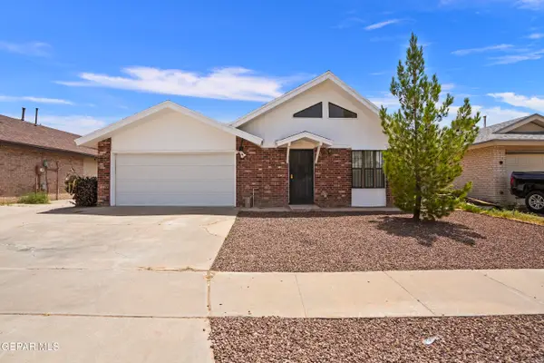 10916 Rogers Hornsby Street, El Paso, TX 79934