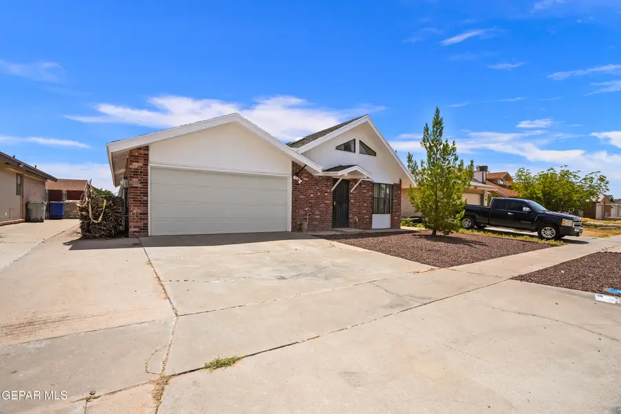 10916 Rogers Hornsby Street, El Paso, TX 79934 - #3