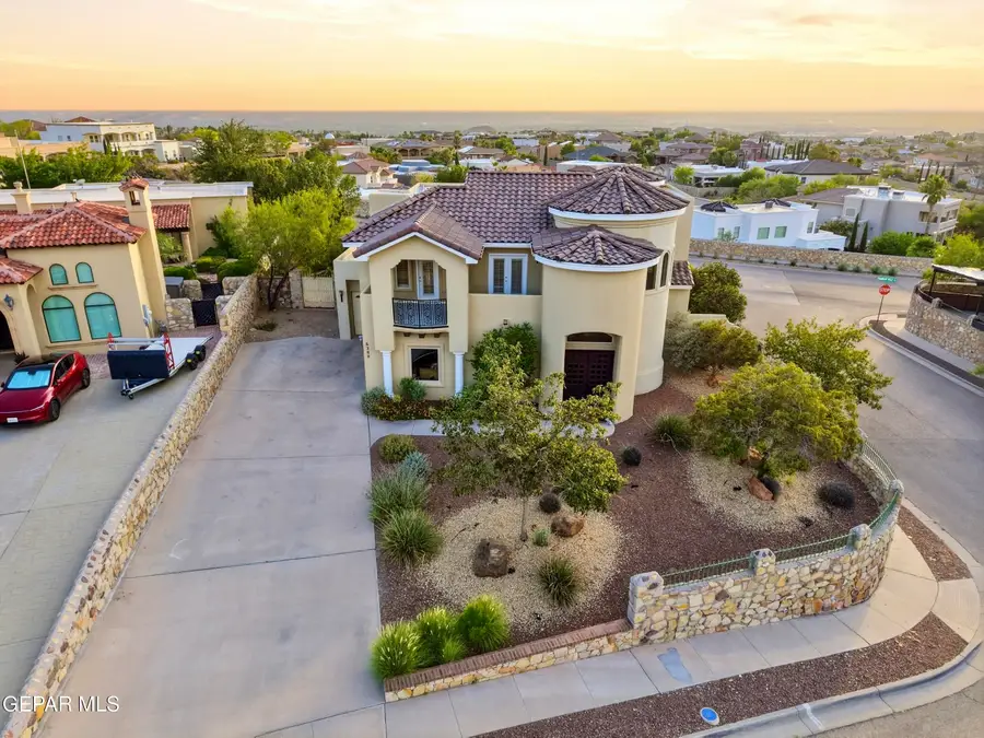 6280 Franklin Hawk Avenue, El Paso, TX 79912 - #2