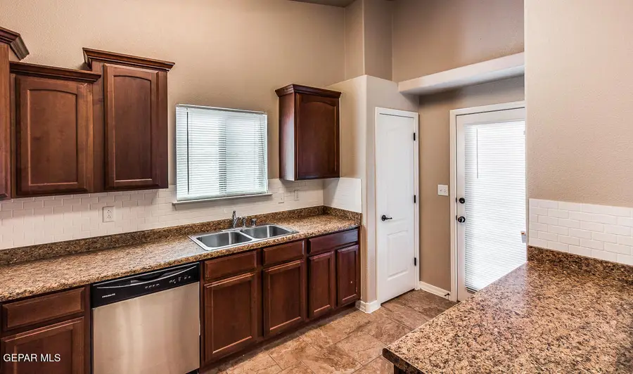 14340 Apache Point Drive, El Paso, TX 79938 - #3