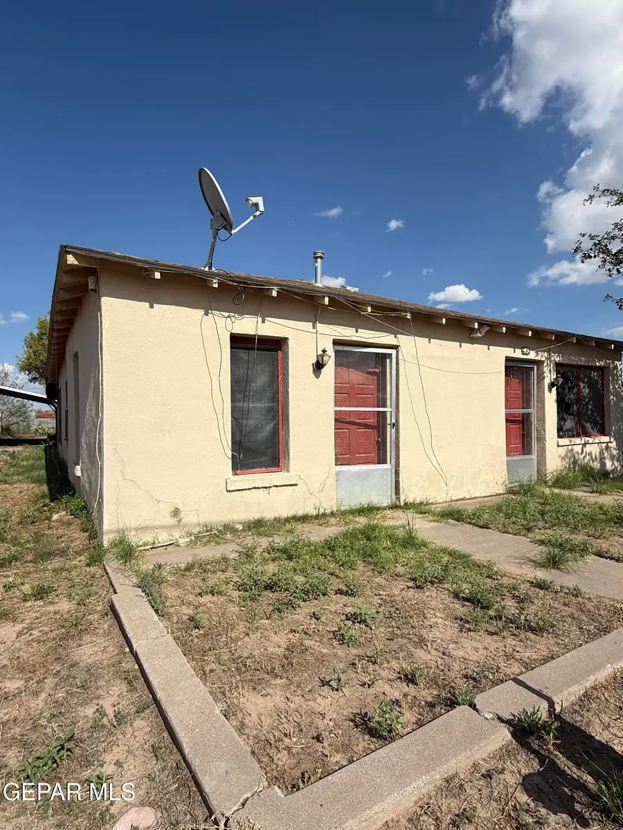 203 Edinburg Street, Marfa, TX 79843 - #2