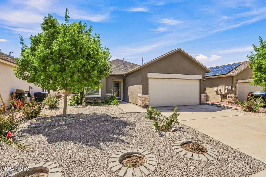 1089 Summer Breeze Place, Horizon City, TX 79928 - #2