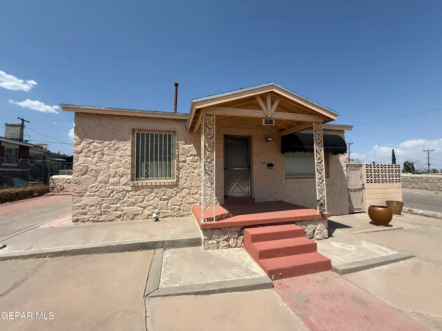 3731 Jefferson Avenue, El Paso, TX 79930 - #3