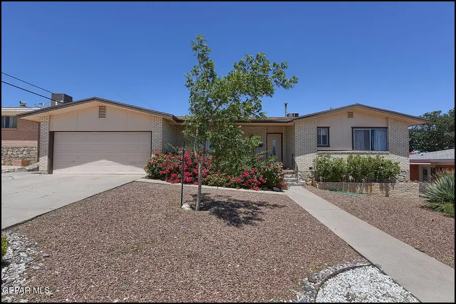 3403 Craigo Avenue, El Paso, TX 79904 - #2