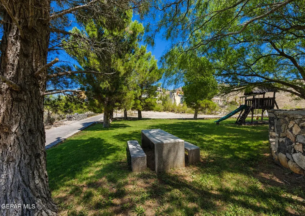 8 Sierra Crest Drive, El Paso, TX 79902 - #1
