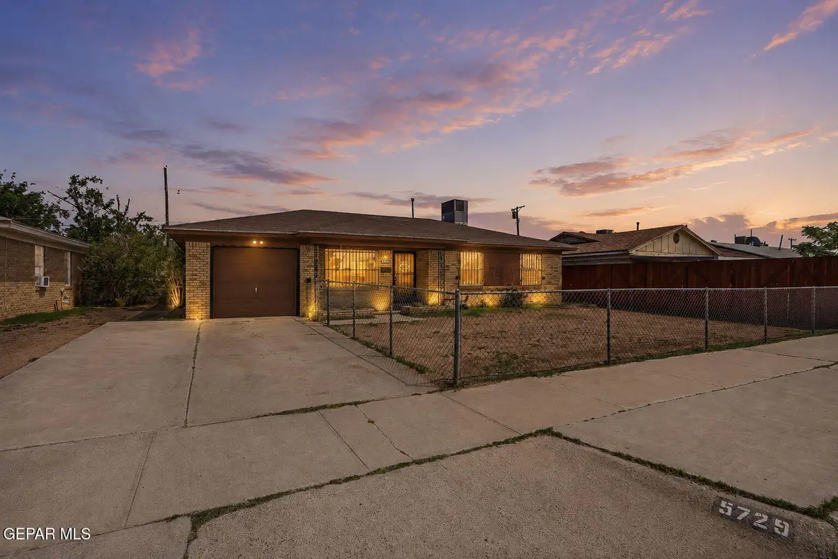 5729 Prince Edward Avenue, El Paso, TX 79924 - #1