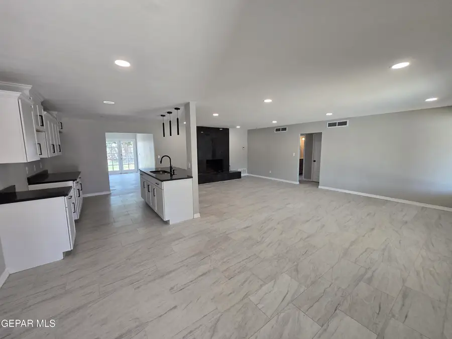 2705 Fierro Drive, El Paso, TX 79935 - #3