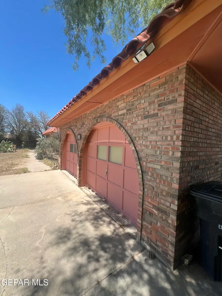 416 Penroy Lane, Horizon City, TX 79928 - #2