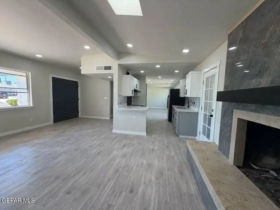 4637 Tumbleweed Avenue, El Paso, TX 79924 - #3