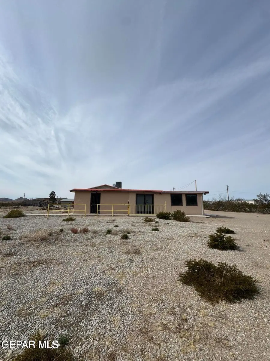 5989 Hueco Tanks Road, El Paso, TX 79938 - #2