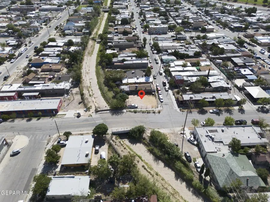 3001 E San Antonio Avenue, El Paso, TX 79905 - #3