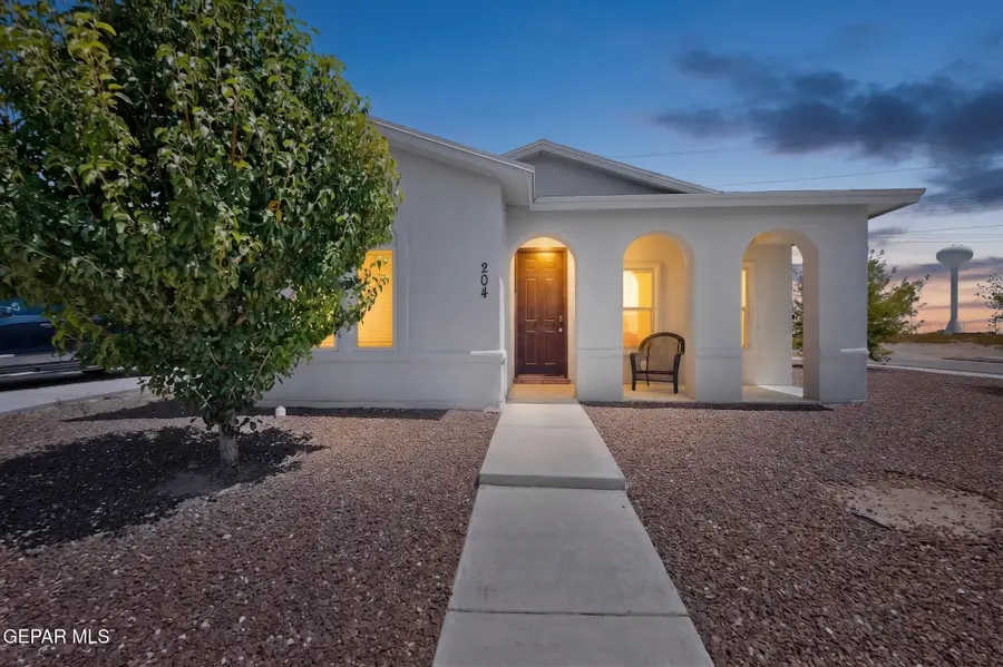 204 Dora Baltea Place Place, Horizon City, TX 79928 - #2