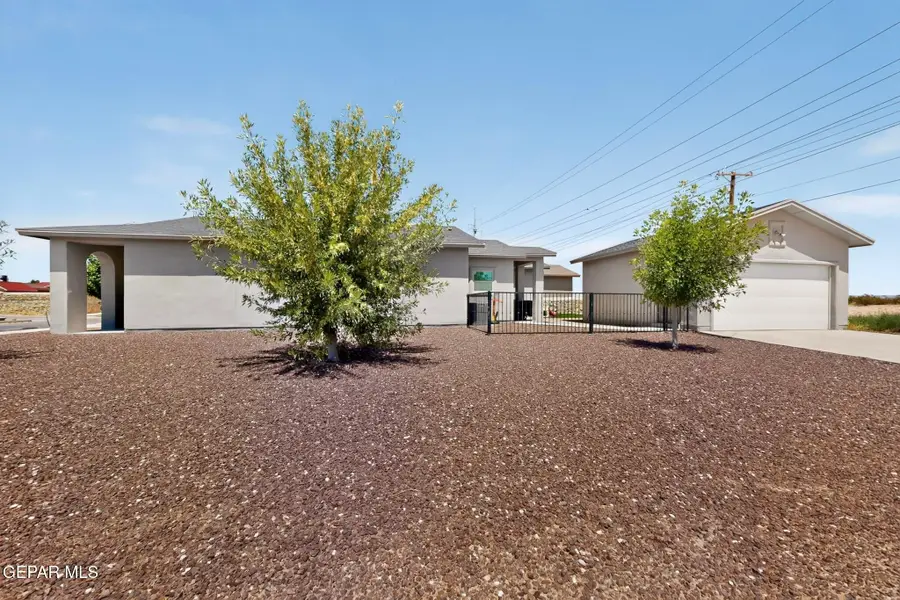 204 Dora Baltea Place Place, Horizon City, TX 79928 - #3