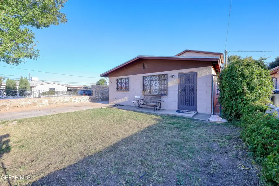 4930 Edna Avenue, El Paso, TX 79905 - #3