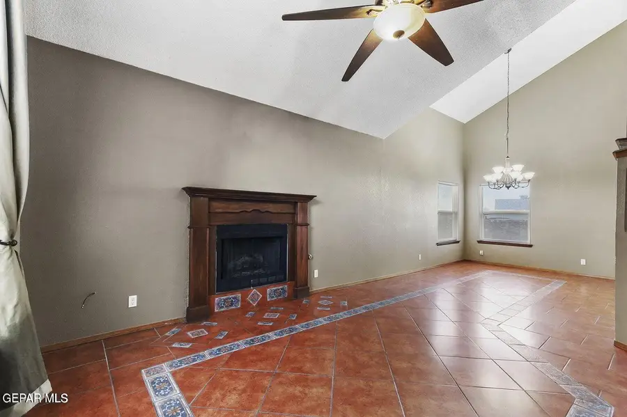 11312 Loma Royal Place, El Paso, TX 79934 - #2