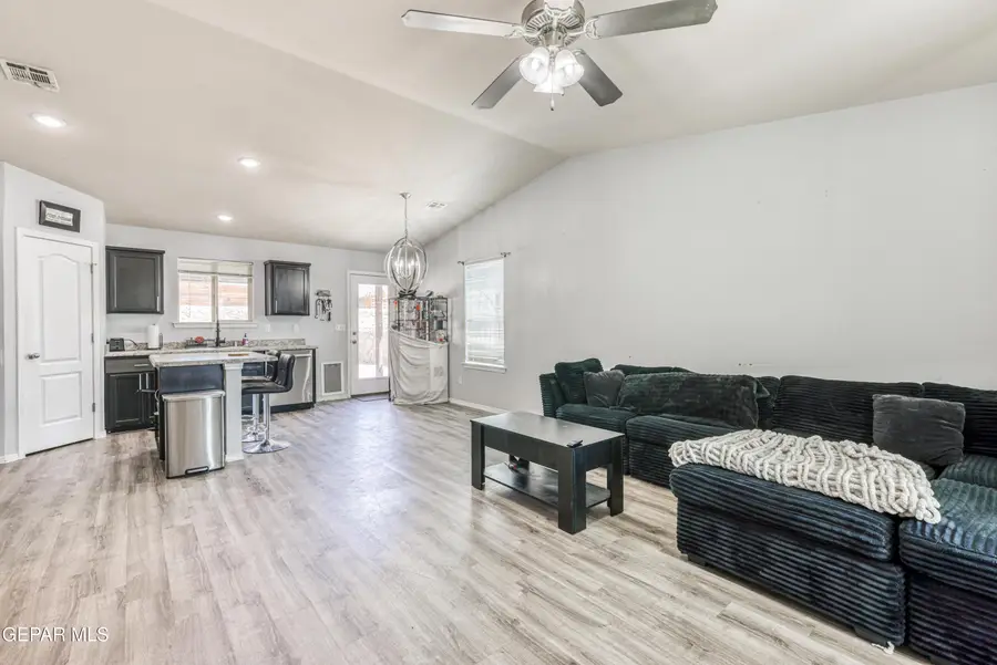 948 Villa Seca Drive, Horizon City, TX 79928 - #2