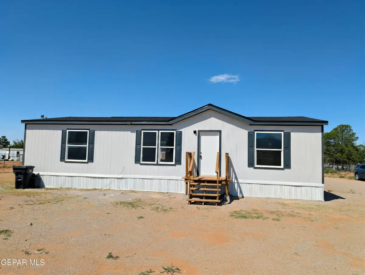 9526 Comet Street, Las Cruces, NM 88012 - #1