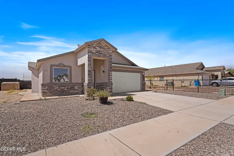 11820 Ernest Road, Socorro, TX 79927 - #2