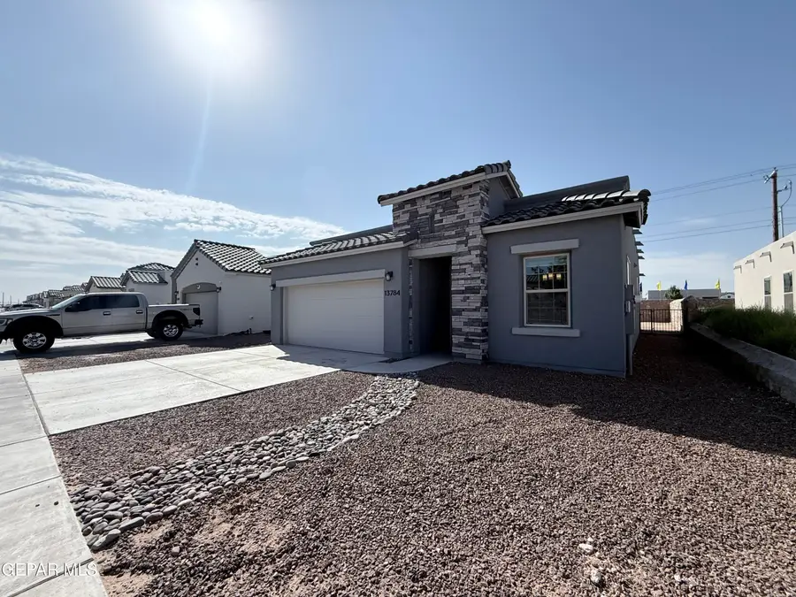 13784 Loreina Luz Avenue, Horizon City, TX 79928 - #3