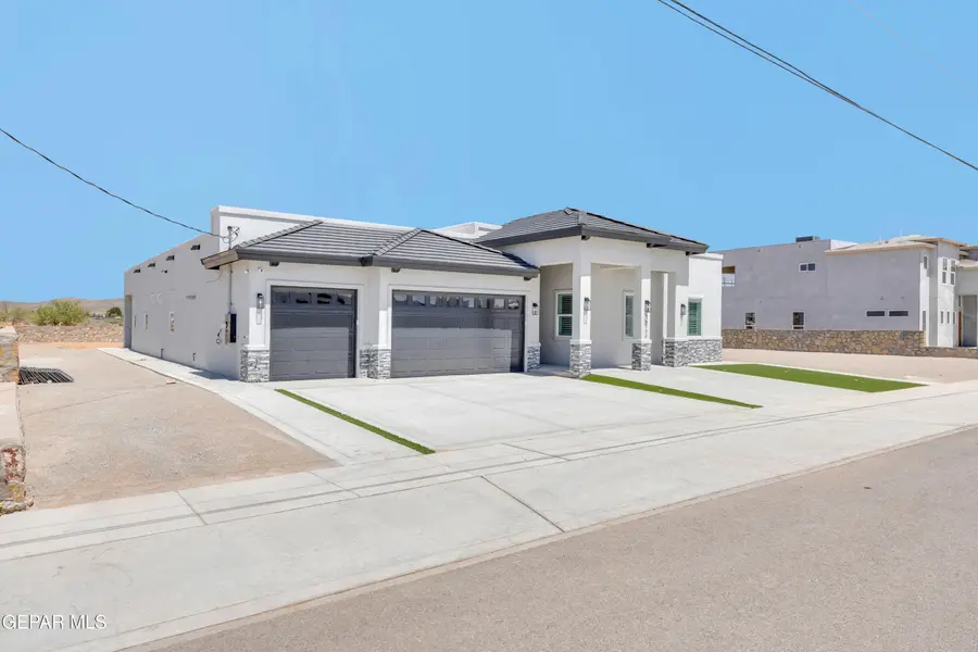 15111 Hinojos Avenue, El Paso, TX 79938 - #3