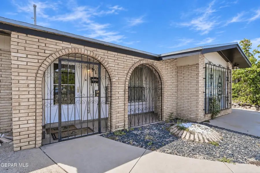 911 La Paz Drive, El Paso, TX 79915 - #3