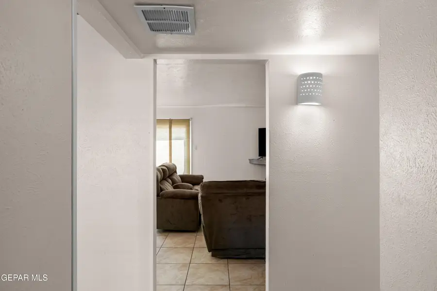 3206 Lorne Road, El Paso, TX 79925 - #3