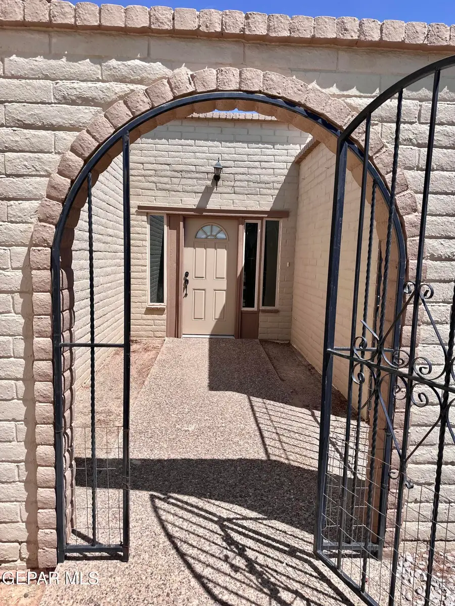 2412 Red Sails Drive, El Paso, TX 79936 - #3