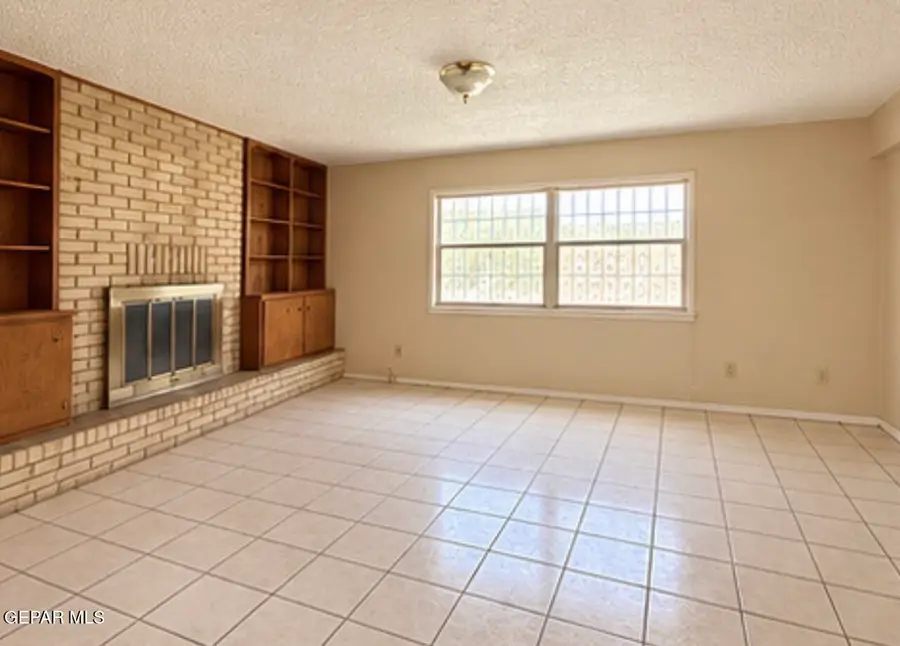 5601 Fairbanks Drive, El Paso, TX 79924 - #2