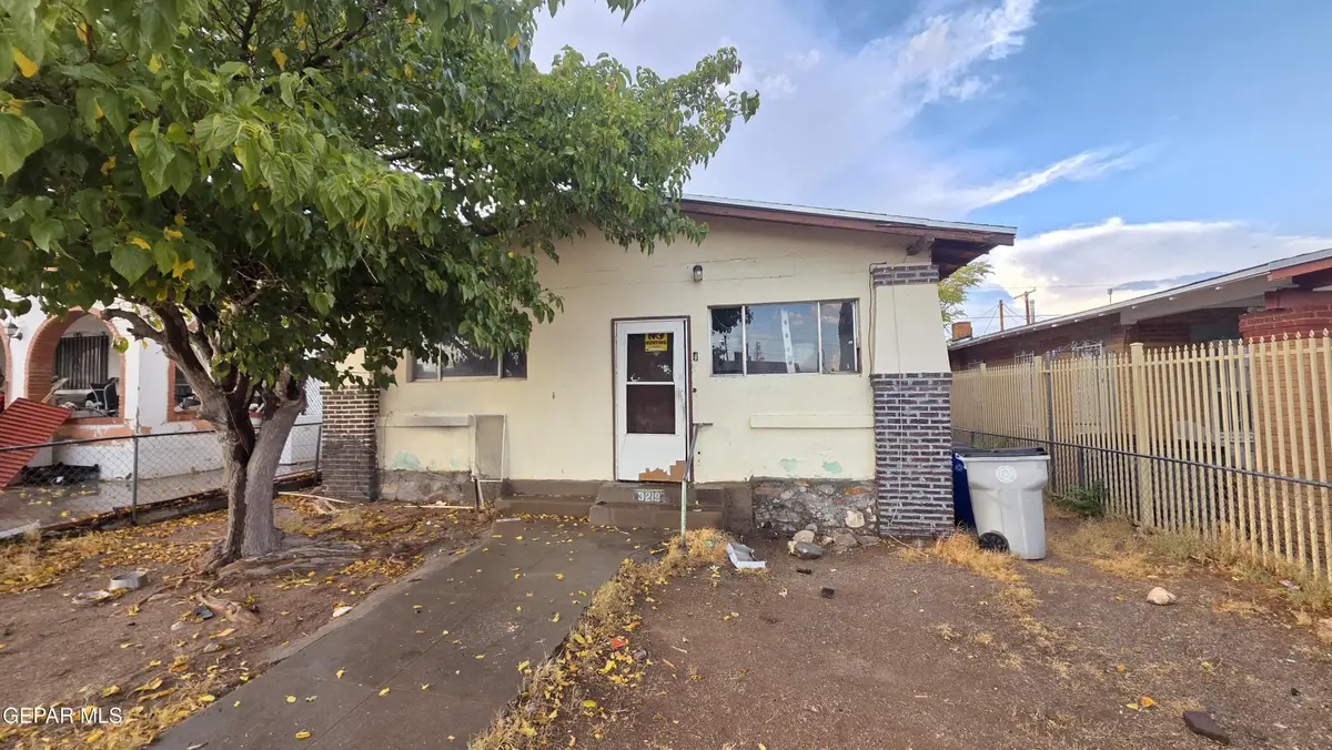 3219 Mountain Avenue, El Paso, TX 79930 - #1