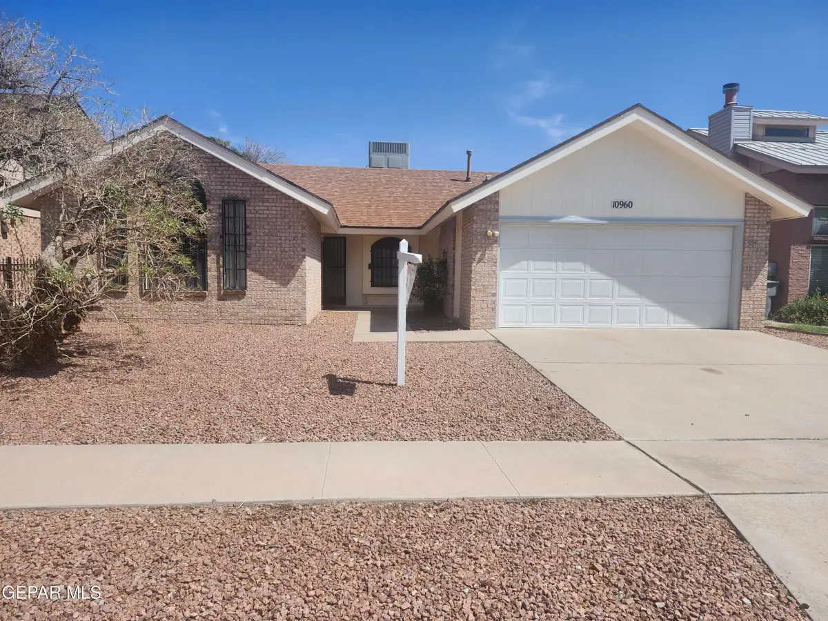 10960 Ernie Banks Drive, El Paso, TX 79934 - #1