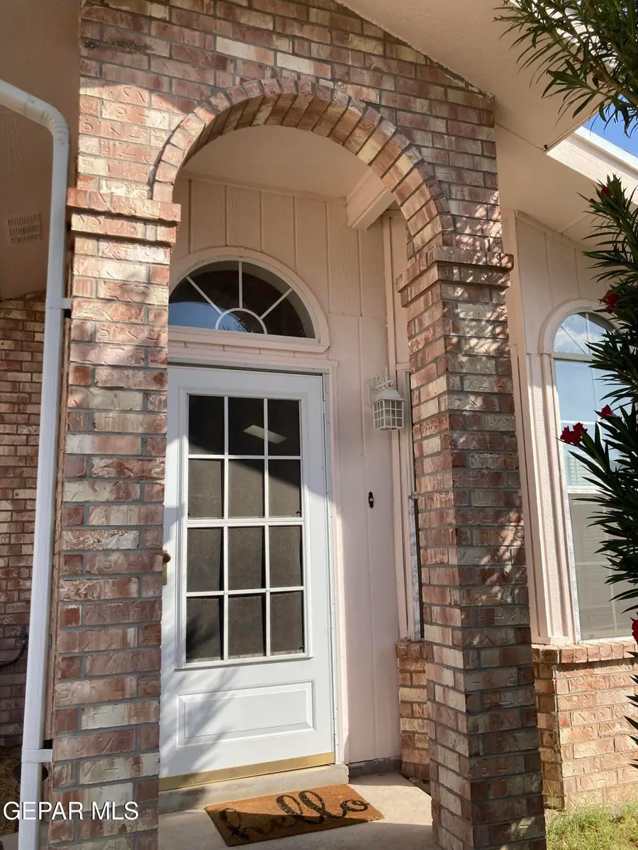 9145 Bur Oak Circle, El Paso, TX 79907 - #3