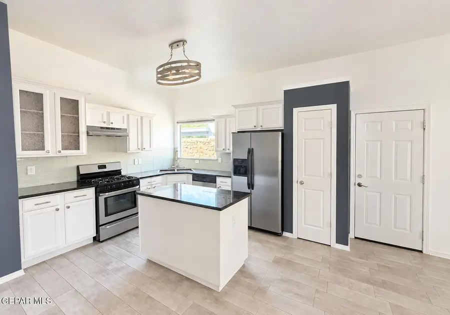 14308 Desert Orchid Drive, Horizon City, TX 79928 - #3
