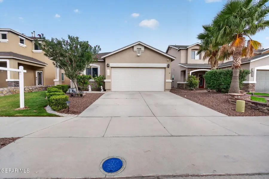 3884 Loma Brisa Drive, El Paso, TX 79938 - #2