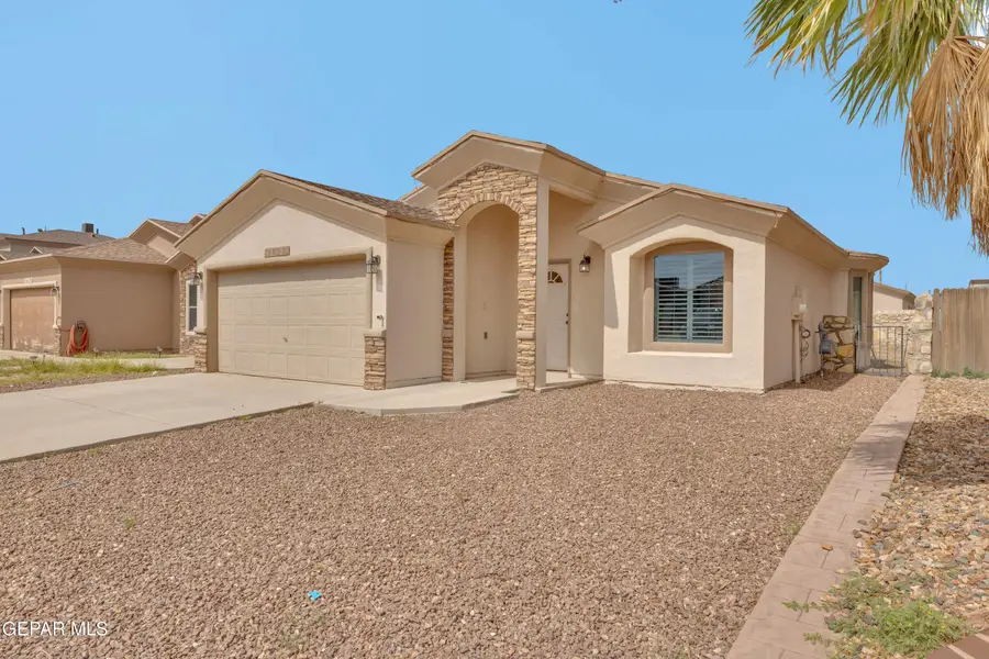 3833 Loma Brisa Drive, El Paso, TX 79938 - #3