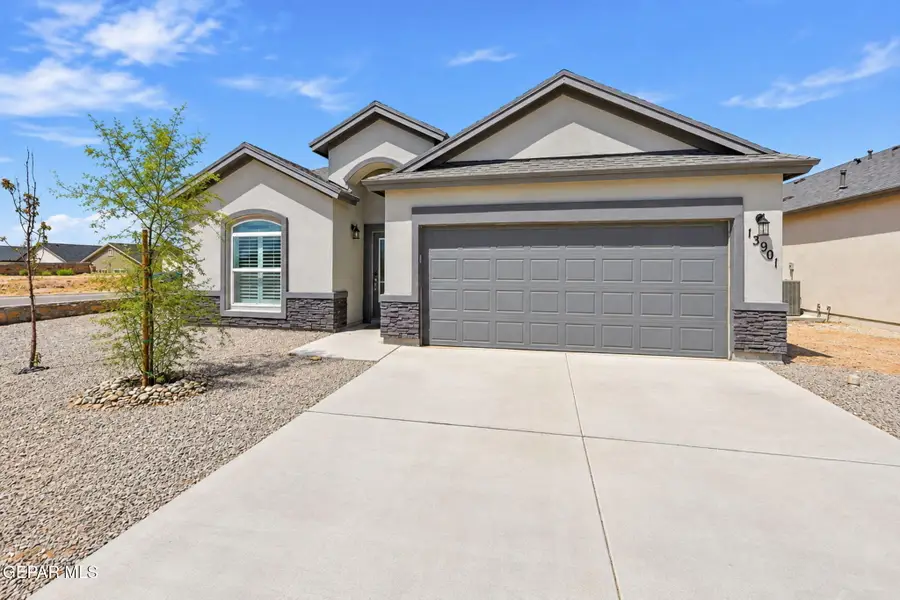 13901 Victory Sky Avenue, Horizon City, TX 79928 - #2