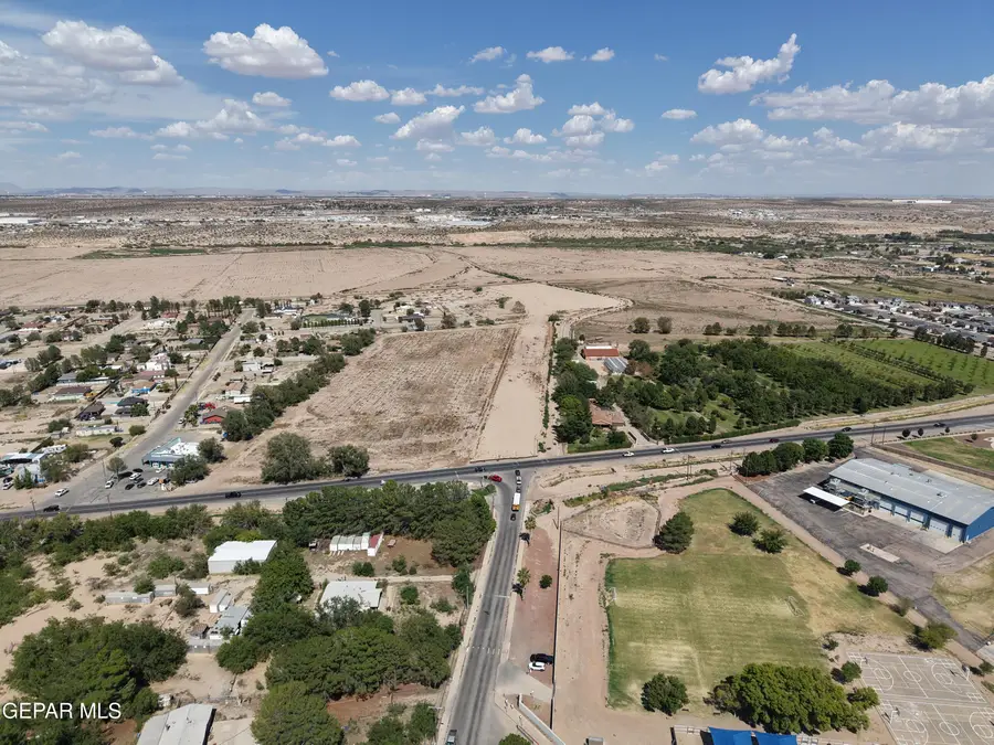 611 Bauman Road, Socorro, TX 79927 - #2