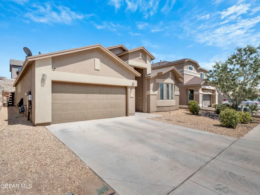 156 N Halstead Drive, El Paso, TX 79928 - #2