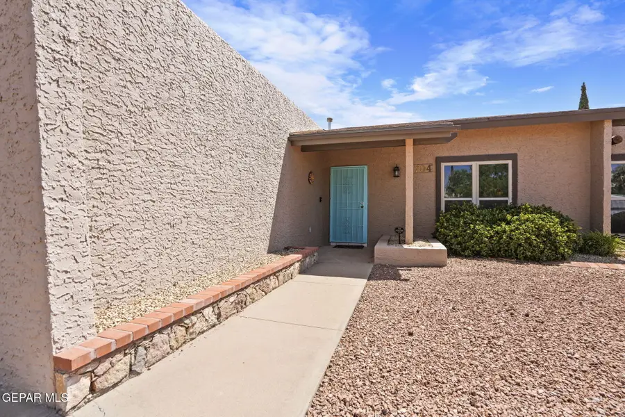 6704 Camino Fuente Drive, El Paso, TX 79912 - #2