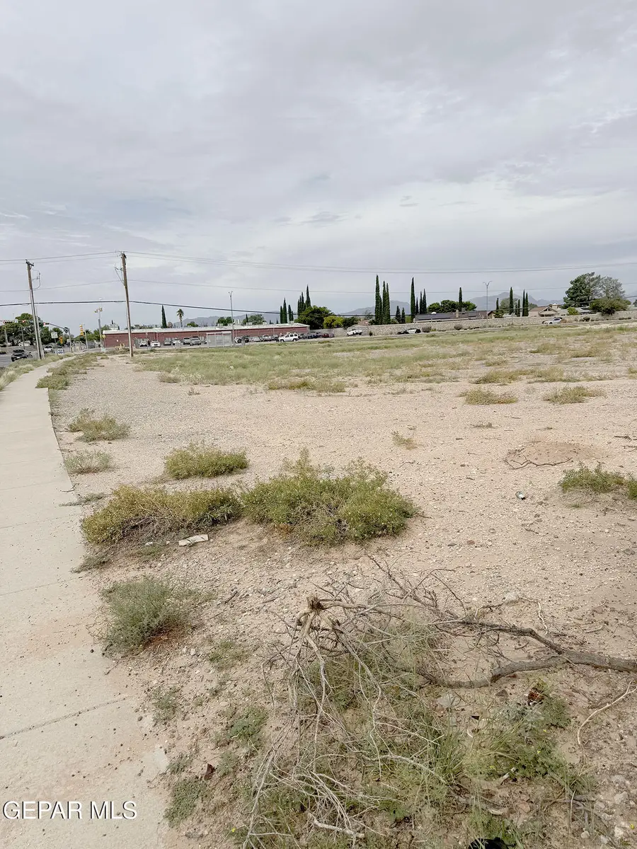 3400 George Dieter Drive, El Paso, TX 79936 - #3