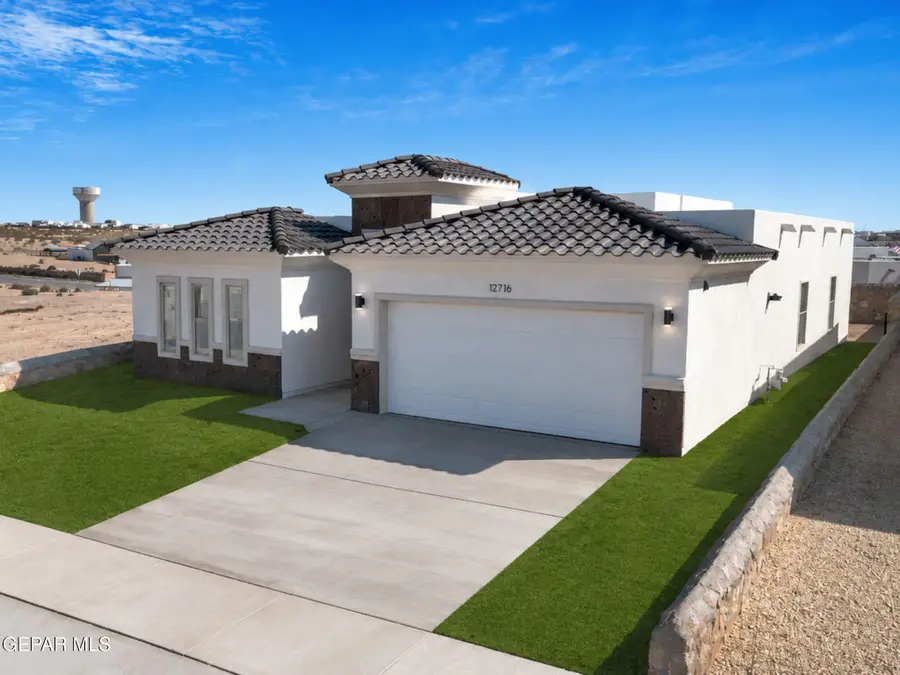 12716 Middlesbrough Avenue, Horizon City, TX 79928 - #2