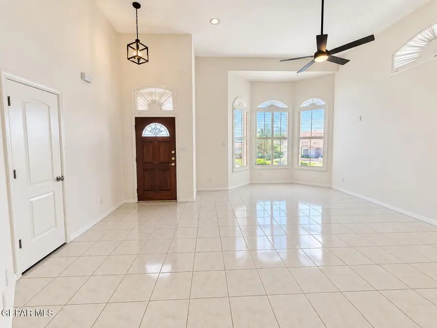 1633 Via Appia Street, El Paso, TX 79912 - #2