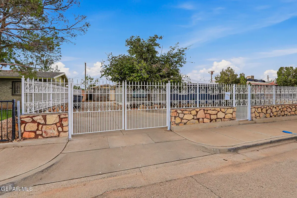 155 Mango Road, El Paso, TX 79915 - #1