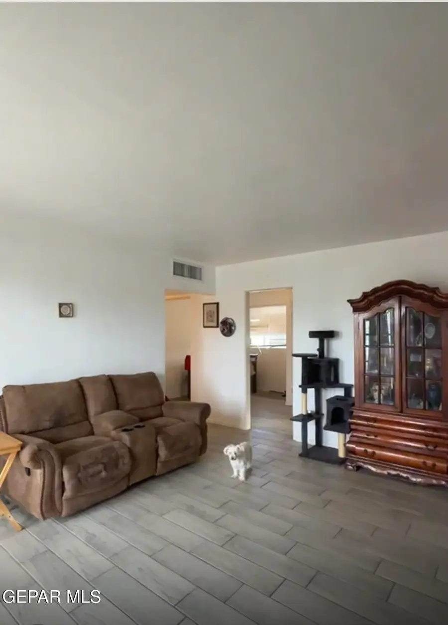 7333 Wilcox Drive Drive, El Paso, TX 79915 - #3