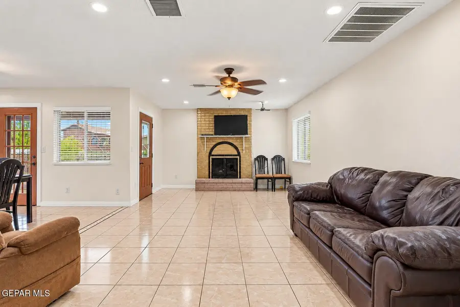 11013 Bob Stone Drive, El Paso, TX 79936 - #3
