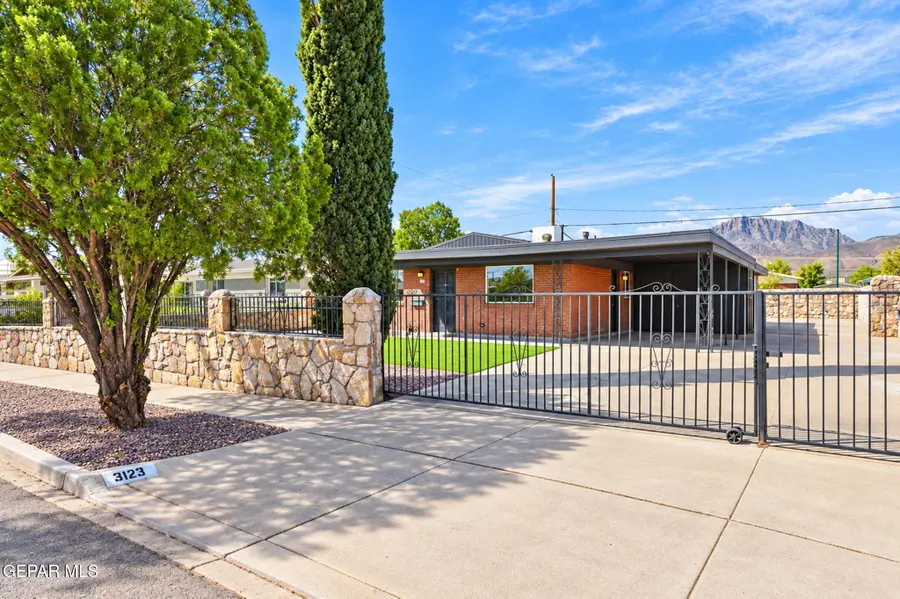9123 Mount. Etna Drive, El Paso, TX 79924 - #3
