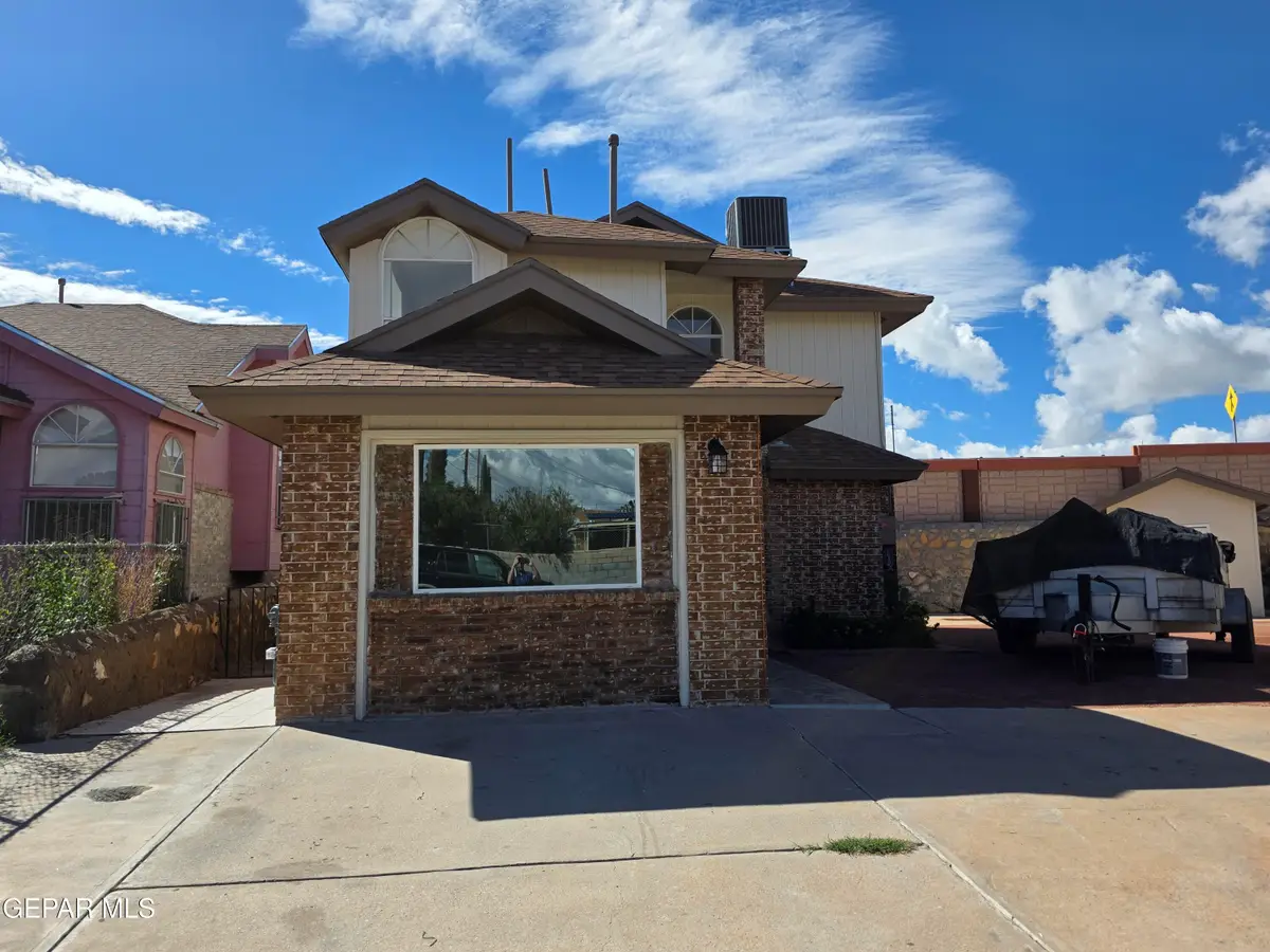 710 Medina Street, El Paso, TX 79905 - #1