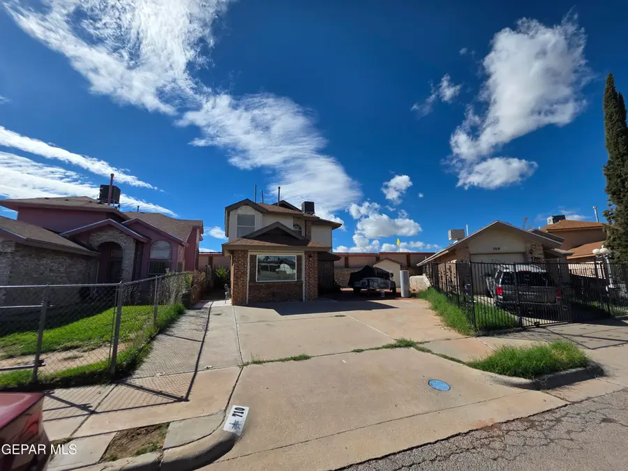 710 Medina Street, El Paso, TX 79905 - #2