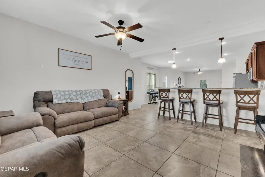 661 Huddersfield Street, El Paso, TX 79928 - #2