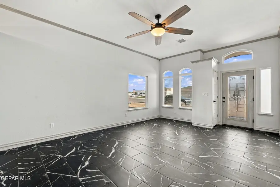 2197 Purple Valley Road, Socorro, TX 79927 - #3
