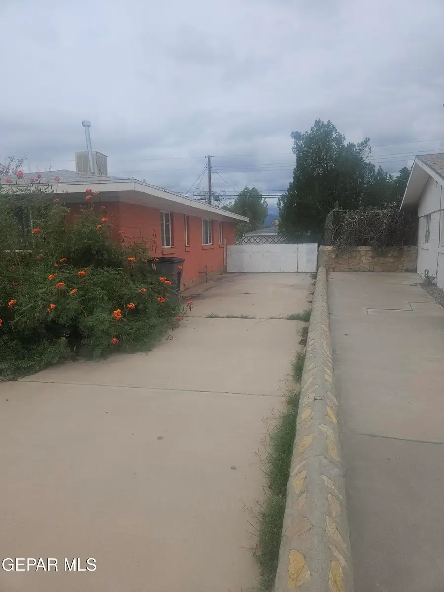 1201 Idlewilde Drive, El Paso, TX 79925 - #3